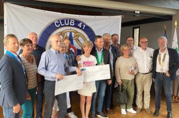 galerie-Remise de chèque à Ludopital par les Foulées de Bondues