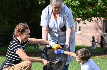 galerie-World clean Up Day - Journée mondiale du nettoyage de la planète 