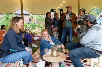 galerie-Noche Guingueta avec les Ukulélé Boboys et Johnny & Wallace